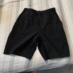 Lululemon medium short